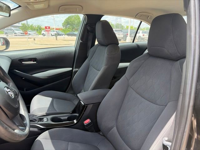 Used 2021 Toyota Corolla LE FWD image 9