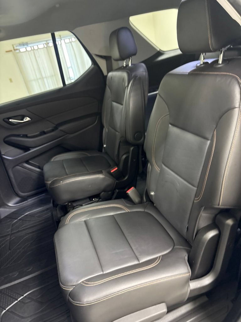 Used 2020 Chevrolet Traverse RS FWD image 21