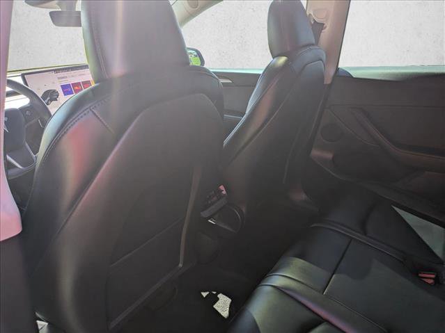 Used 2024 Tesla Model Y Long Range AWD/4WD image 14