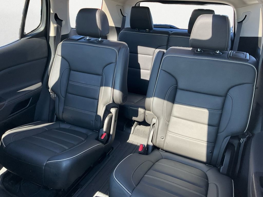 Used 2023 GMC Acadia Denali w/ Denali Ultimate Package image 9