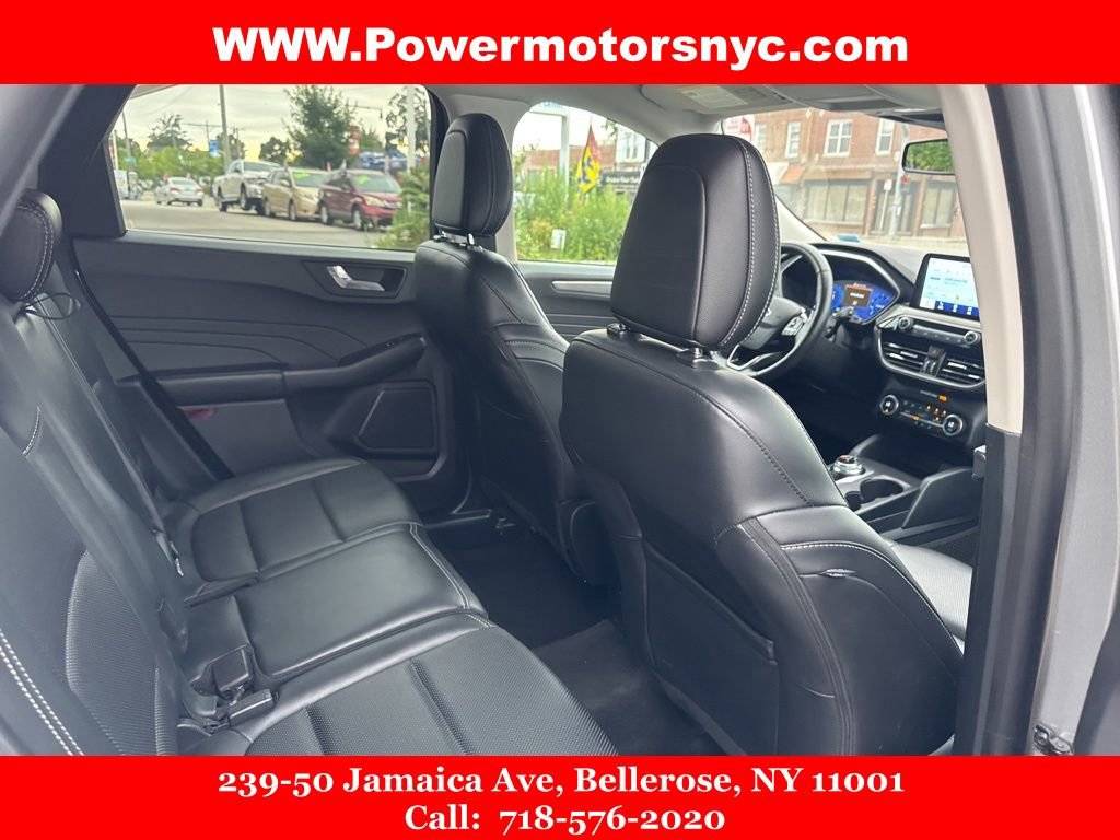 Used 2021 Ford Escape Titanium image 18