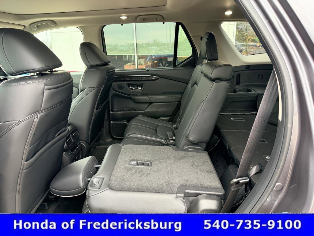 Certified 2025 Honda Pilot Elite image 29