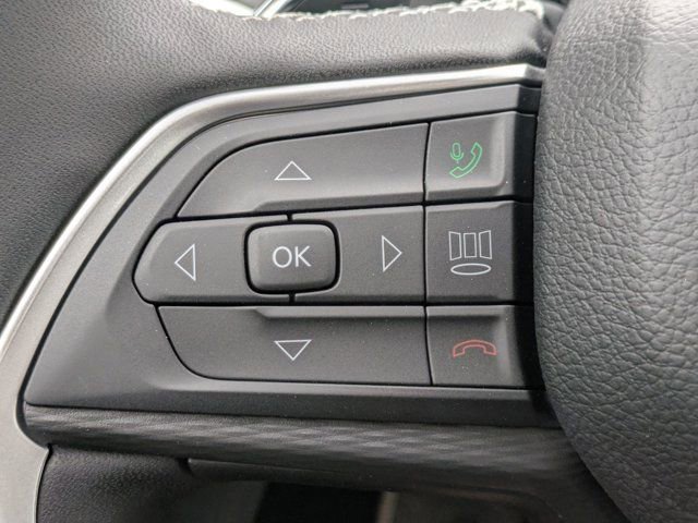 New 2025 Jeep Grand Cherokee Altitude AWD/4WD image 22