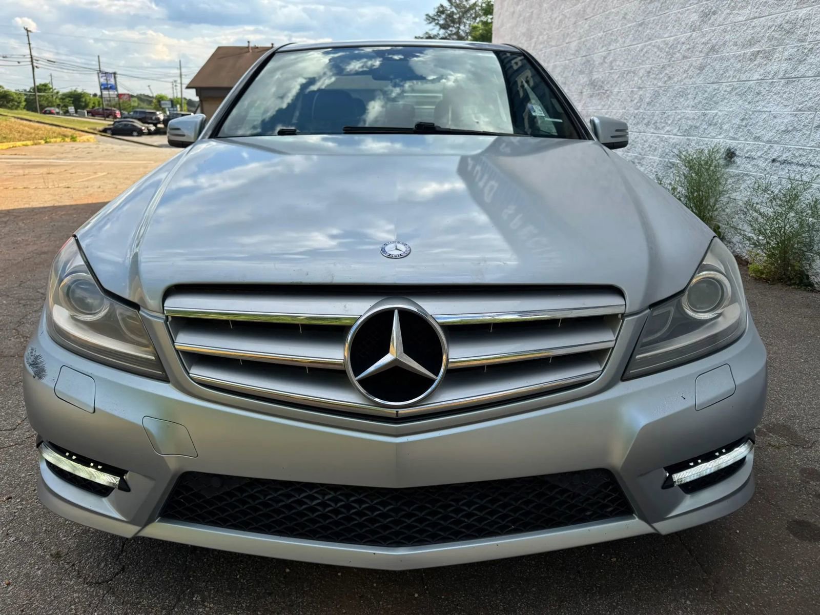 Used 2013 Mercedes-Benz C 250 Sedan image 3