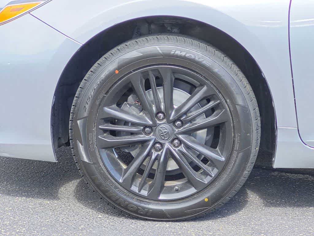 Used 2017 Toyota Camry LE FWD image 18