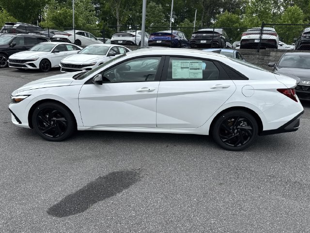 New 2026 Hyundai Elantra Sport FWD image 4