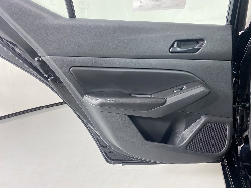 Used 2024 Nissan Altima 2.5 SV image 31