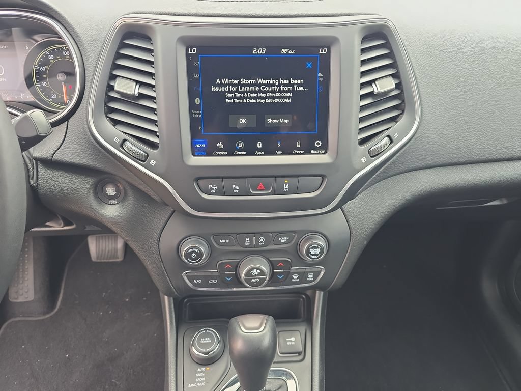 Used 2023 Jeep Cherokee Altitude Lux AWD/4WD image 20