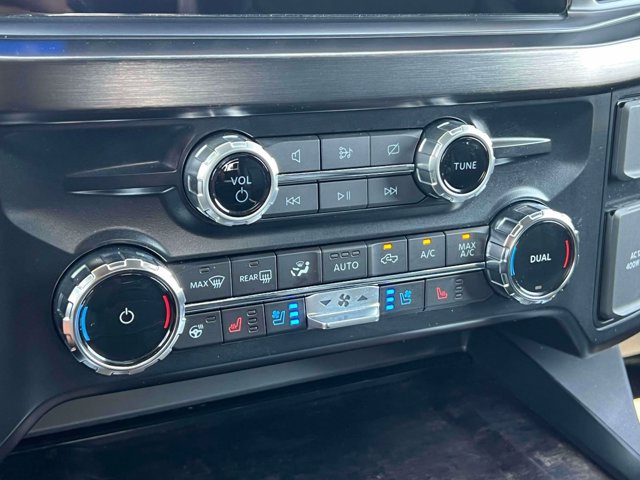 Used 2024 Ford F250 Lariat w/ Lariat Ultimate Package AWD/4WD image 36