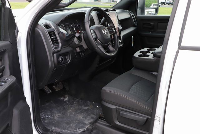 New 2025 RAM 2500 Tradesman AWD/4WD image 12
