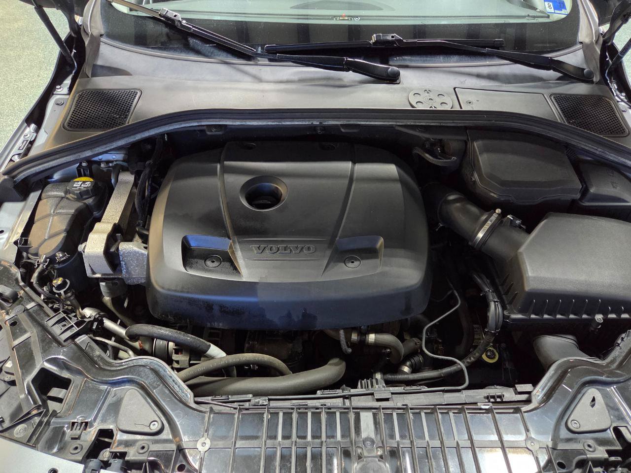 Used 2018 Volvo S60 T5 Inscription Platinum AWD/4WD image 37