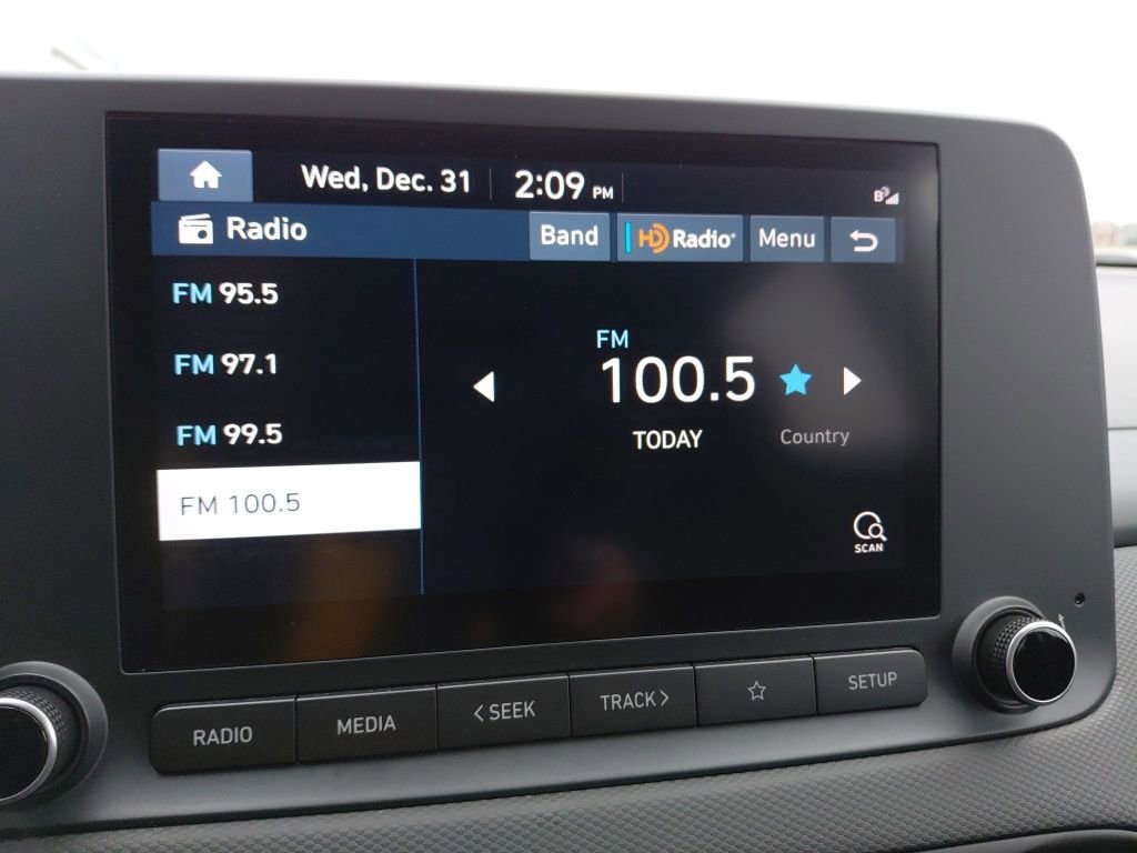 Used 2023 Hyundai Kona SEL image 39