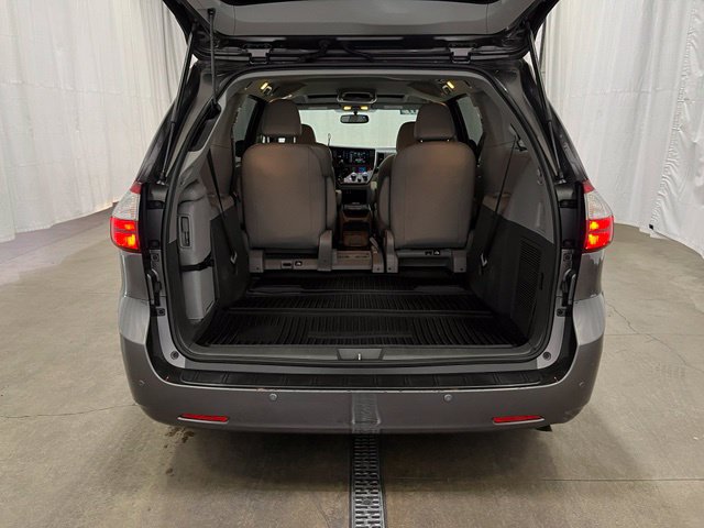 Certified 2017 Toyota Sienna XLE w/ XLE Navigation Package FWD image 15