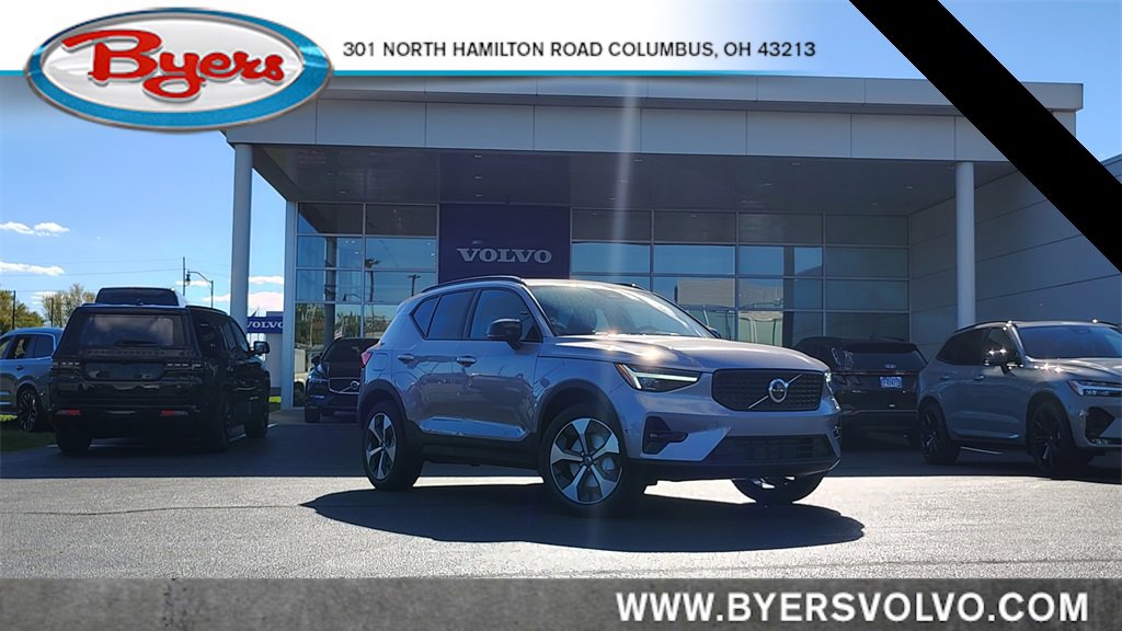 New 2026 Volvo XC40 B5 Plus w/ Protection Package Premier