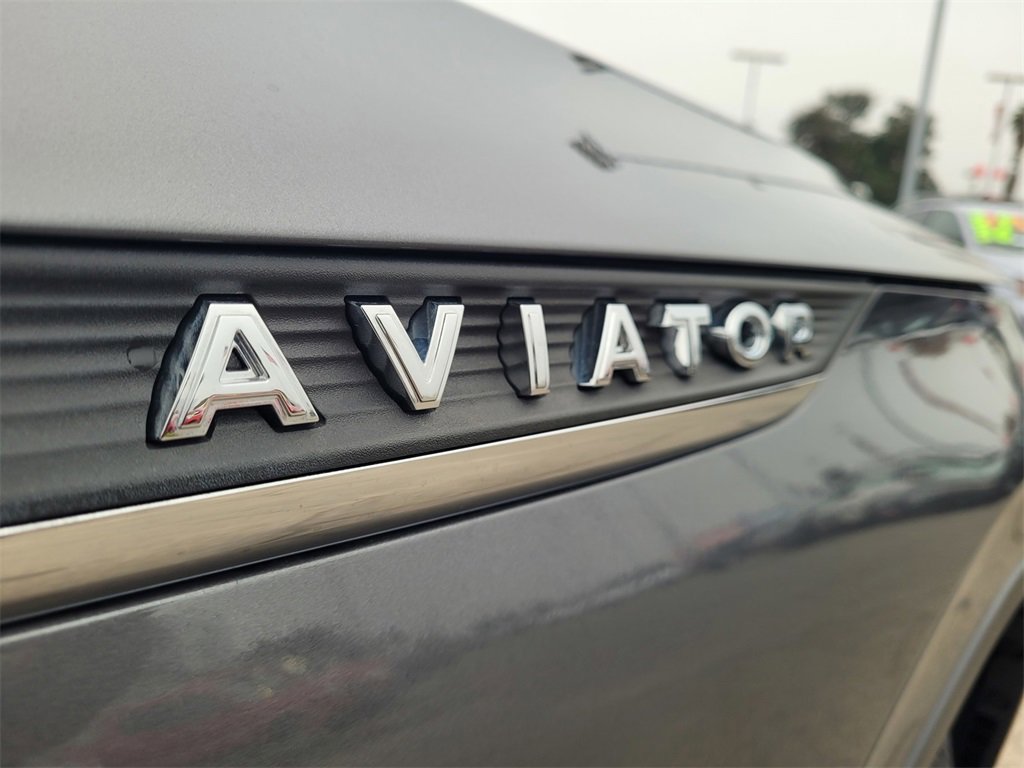 Used 2022 Lincoln Aviator Reserve w/ Equipment Group 201A image 30