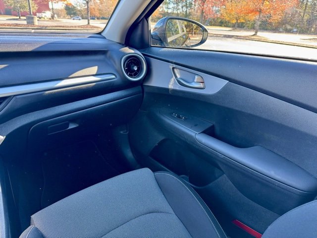 Used 2024 Kia Forte LXS w/ LXS Technology Package image 26