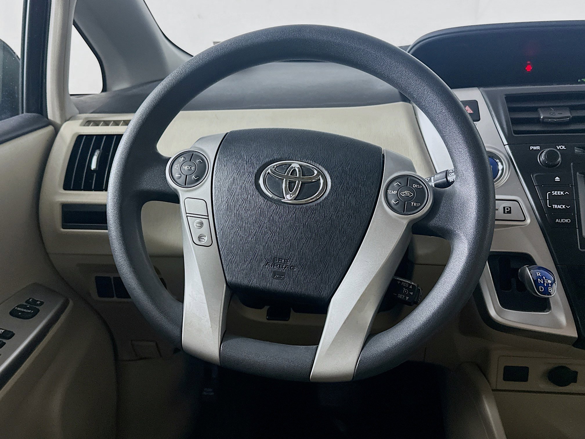 Used 2014 Toyota Prius V Two image 17