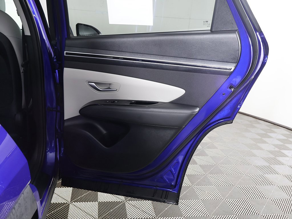Used 2023 Hyundai Tucson Limited w/ Cargo Package image 28