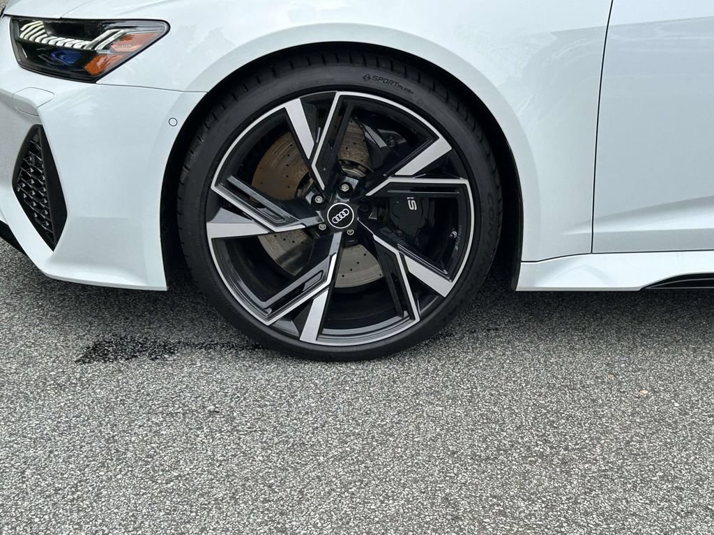 Used 2022 Audi RS 6 w/ Executive Package AWD/4WD image 9