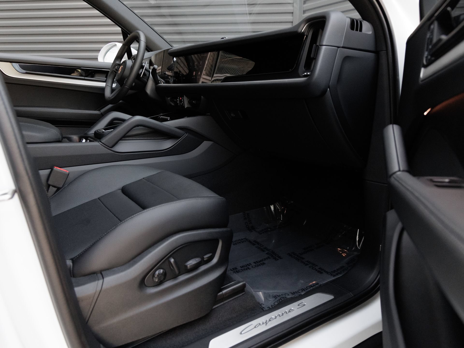 New 2026 Porsche Cayenne S AWD/4WD image 37