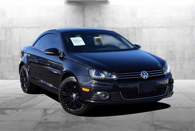 Used 2014 Volkswagen Eos w/ Sport Package image 2