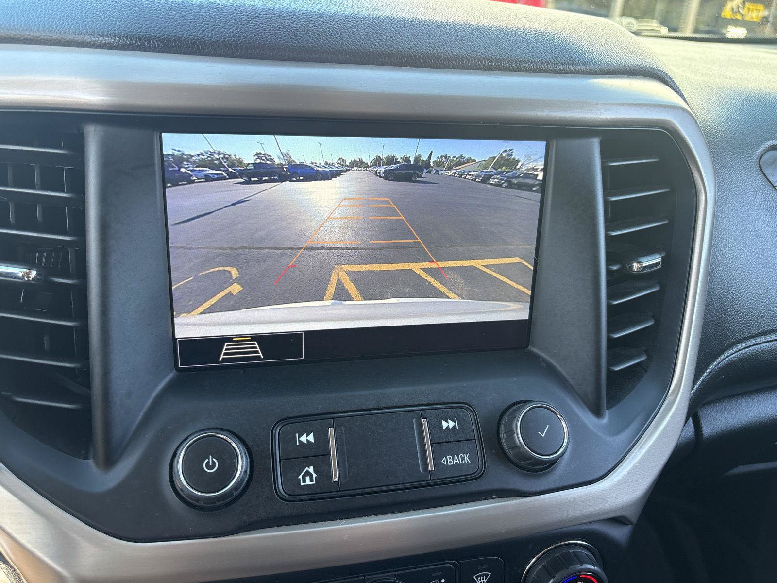 Used 2020 GMC Acadia Denali AWD/4WD image 24