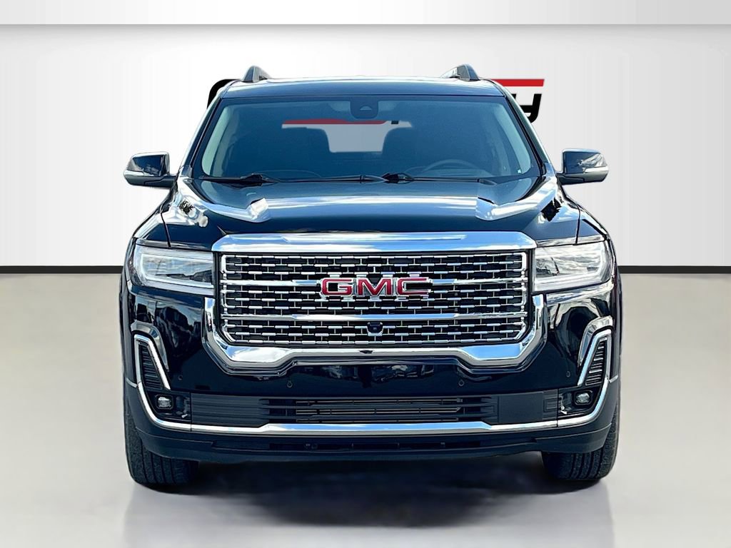 Used 2023 GMC Acadia Denali w/ Denali Technology Package image 2