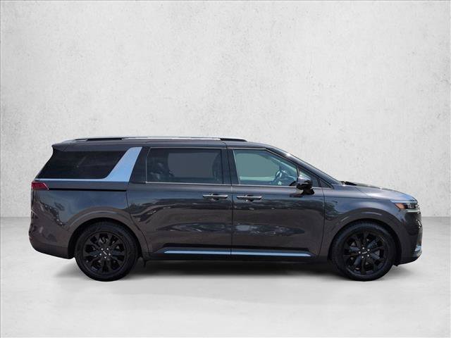 Used 2024 Kia Carnival SX Prestige FWD image 4