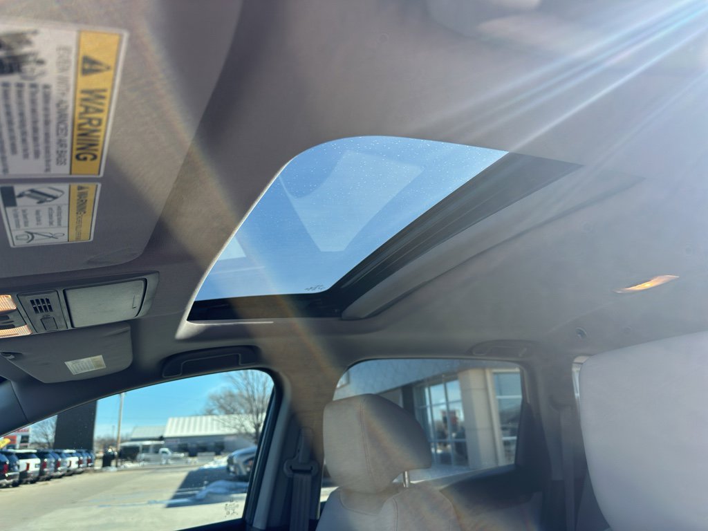 Used 2017 Honda CR-V EX-L image 25