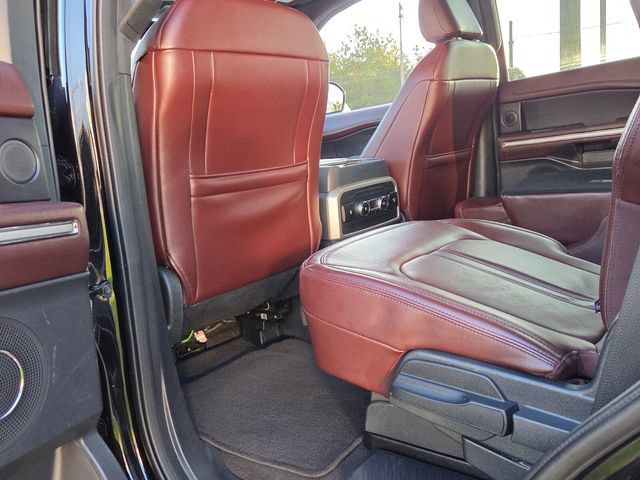 Used 2024 Ford Expedition Limited AWD/4WD image 7