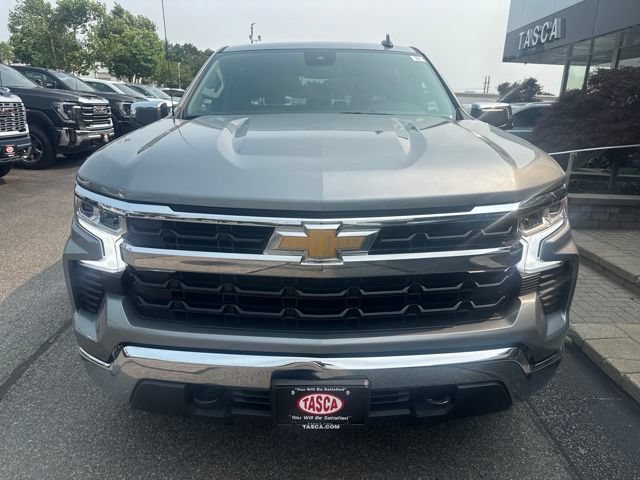 Used 2024 Chevrolet Silverado 1500 LT w/ Protection Package AWD/4WD image 2