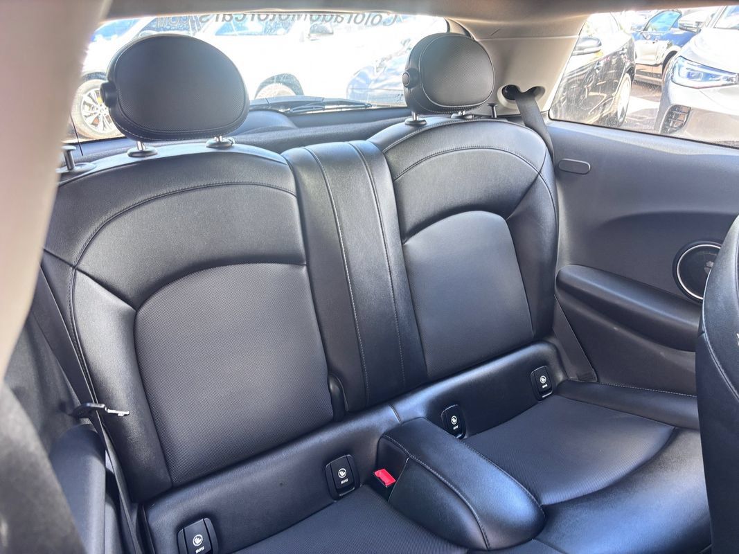 Used 2015 MINI Cooper S FWD image 39