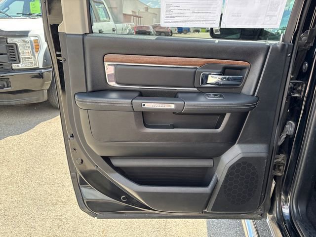 Used 2015 RAM 1500 Laramie w/ Convenience Group AWD/4WD image 18