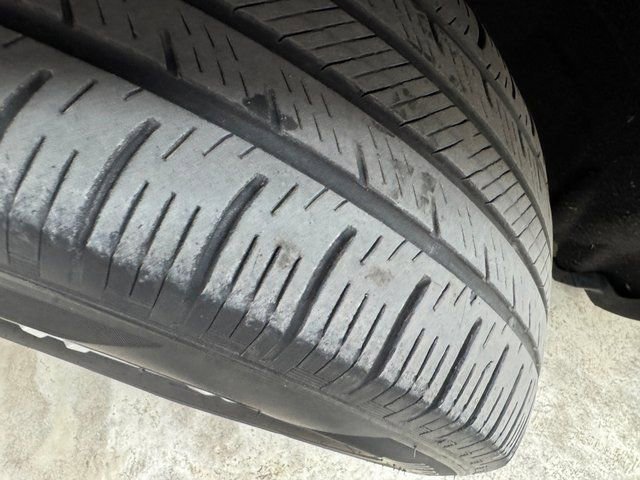 Used 2022 Ford Explorer XLT w/ Equipment Group 202A image 32