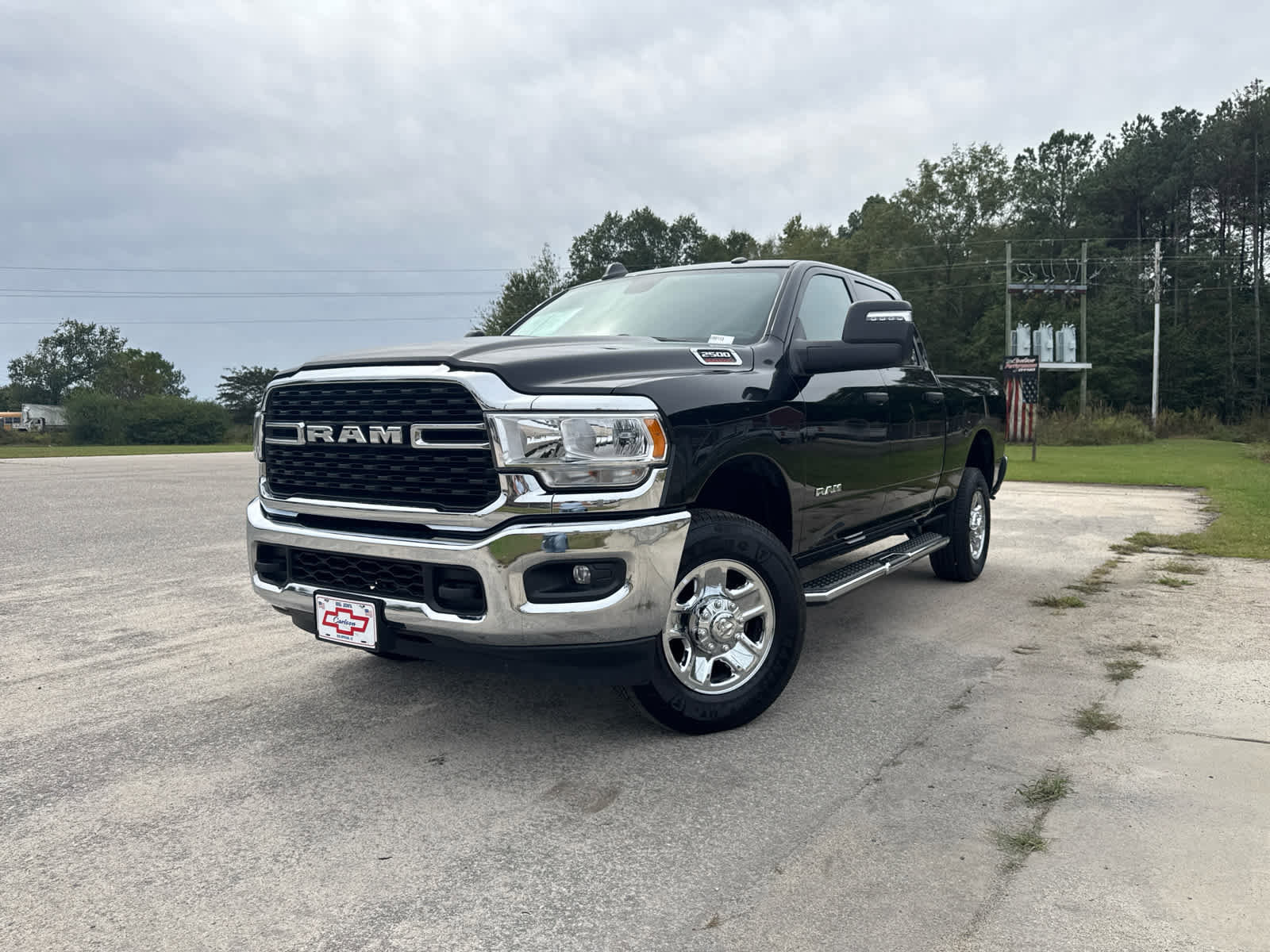 Used 2024 RAM 2500 Big Horn w/ Bed Utility Group image 2