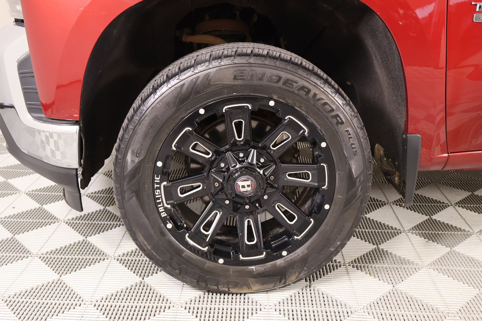 Used 2019 Chevrolet Silverado 1500 LT w/ Texas Edition AWD/4WD image 17