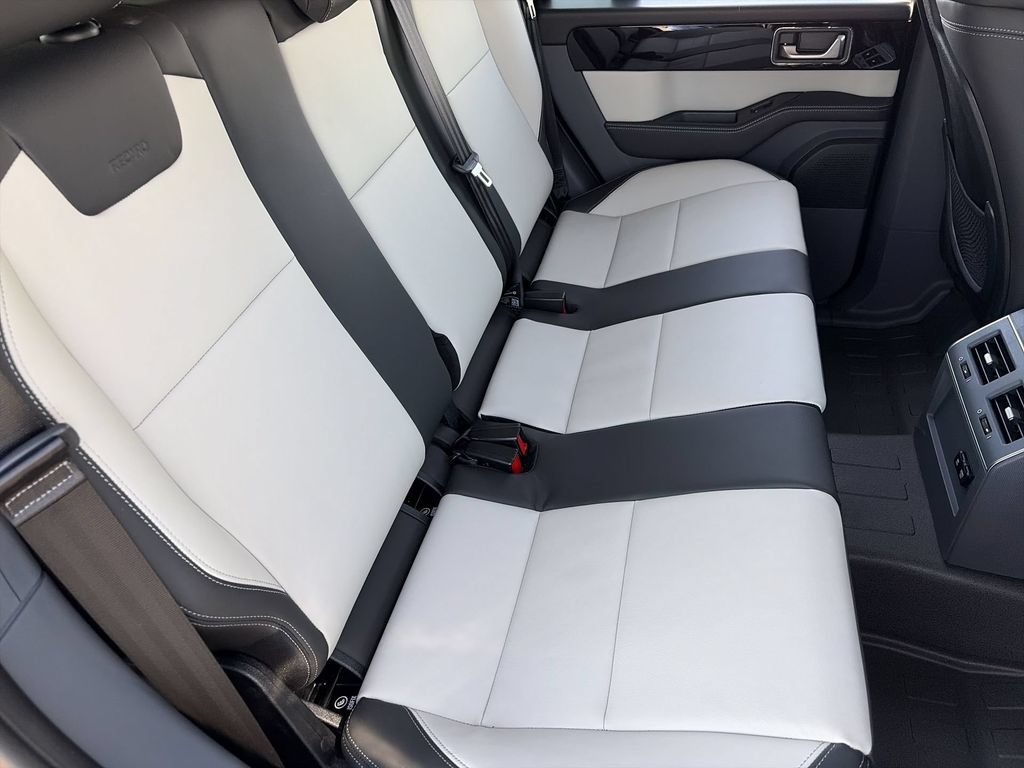 New 2026 INEOS Grenadier Station Wagon AWD/4WD image 19
