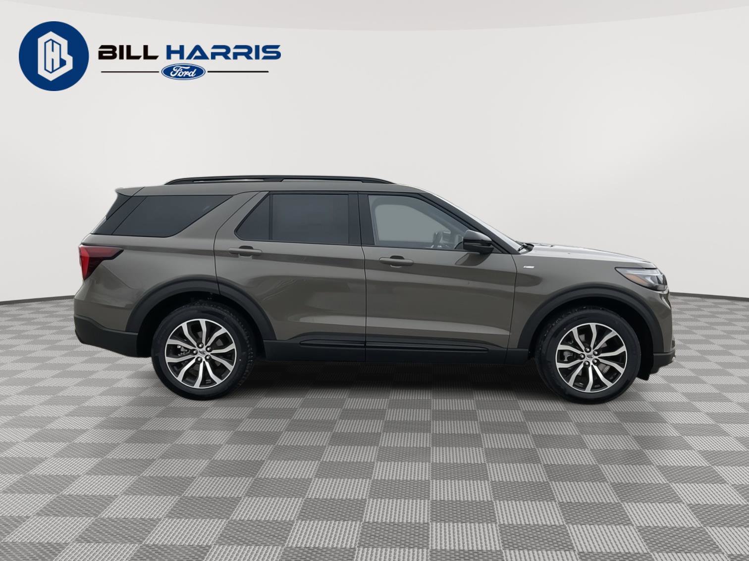 New 2026 Ford Explorer ST-Line image 4