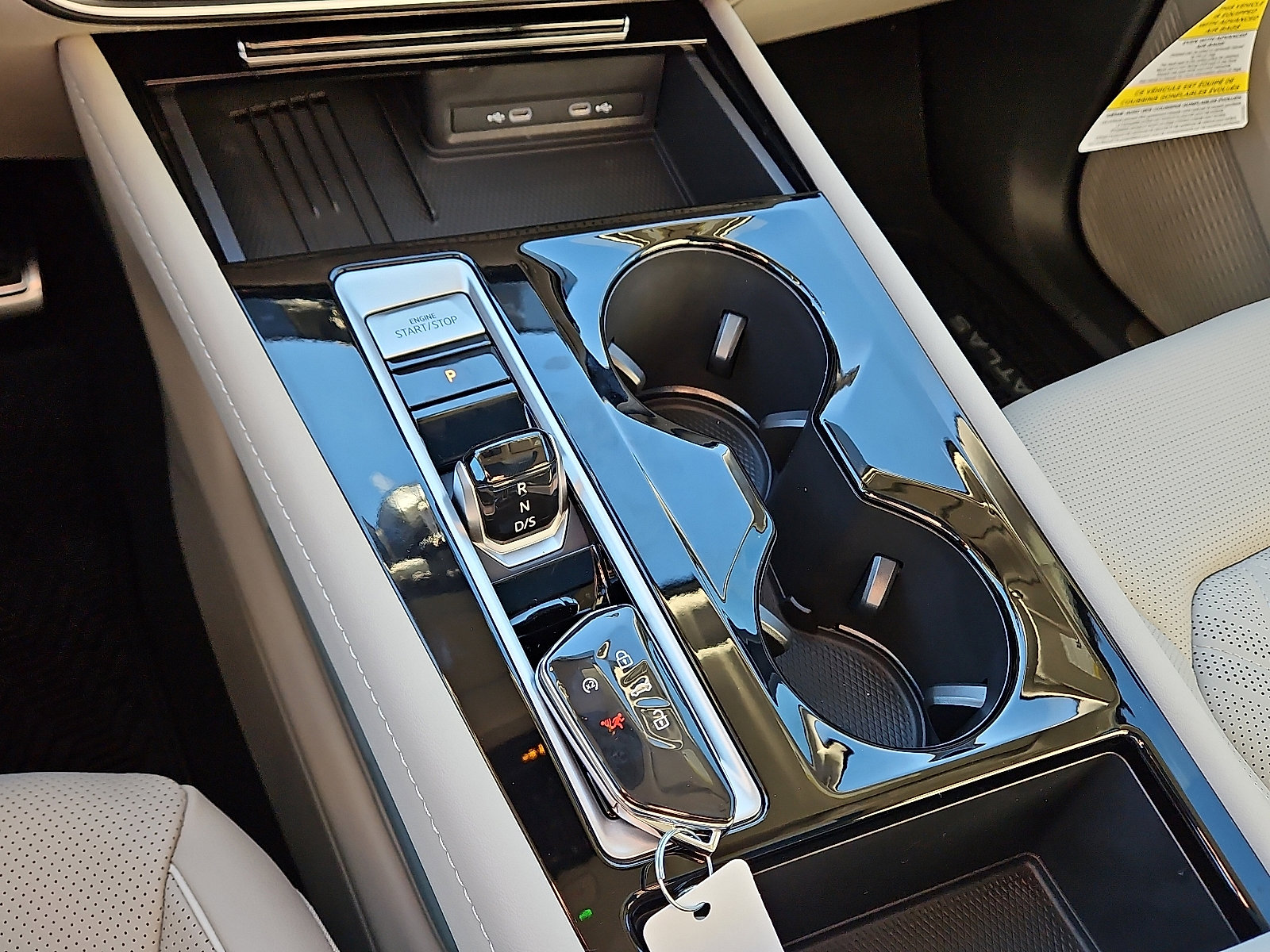 New 2026 Volkswagen Atlas SEL Premium R-Line image 17