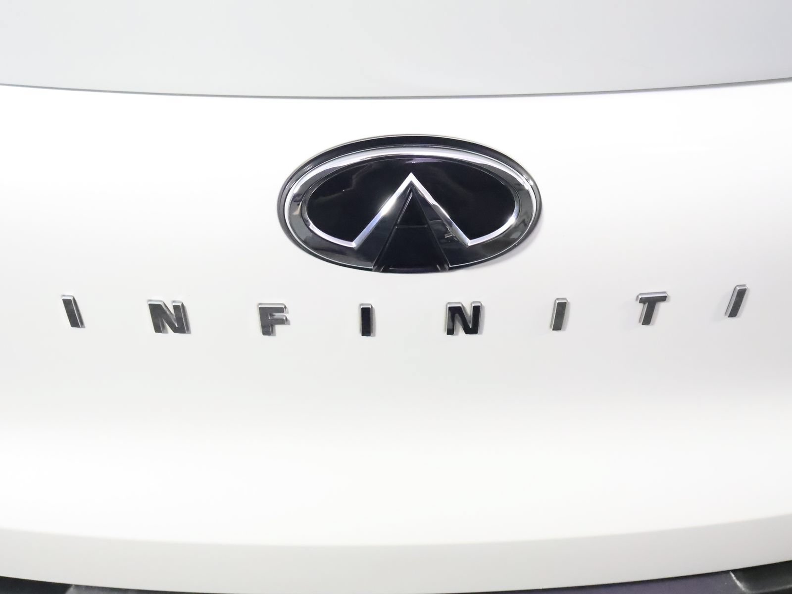 Used 2023 INFINITI QX55 Luxe w/ Cargo Package AWD/4WD image 8