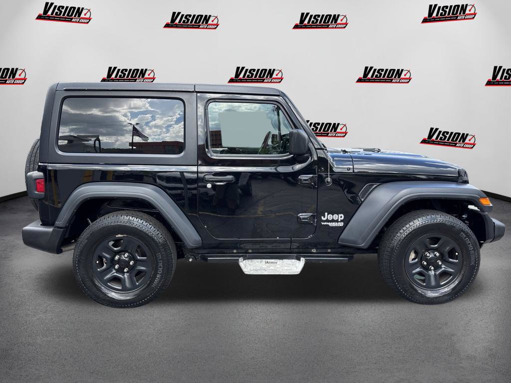 Used 2019 Jeep Wrangler Sport AWD/4WD image 4
