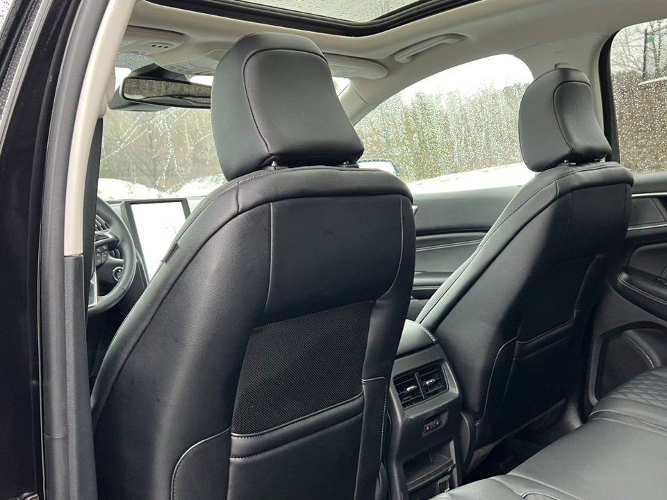 Used 2024 Ford Edge Titanium w/ Equipment Group 301A image 30