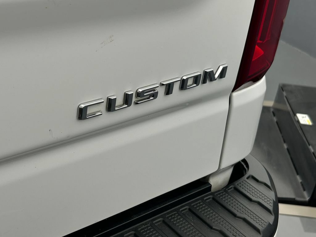 Used 2022 Chevrolet Silverado 1500 Custom w/ Safety Confidence Package RWD image 36