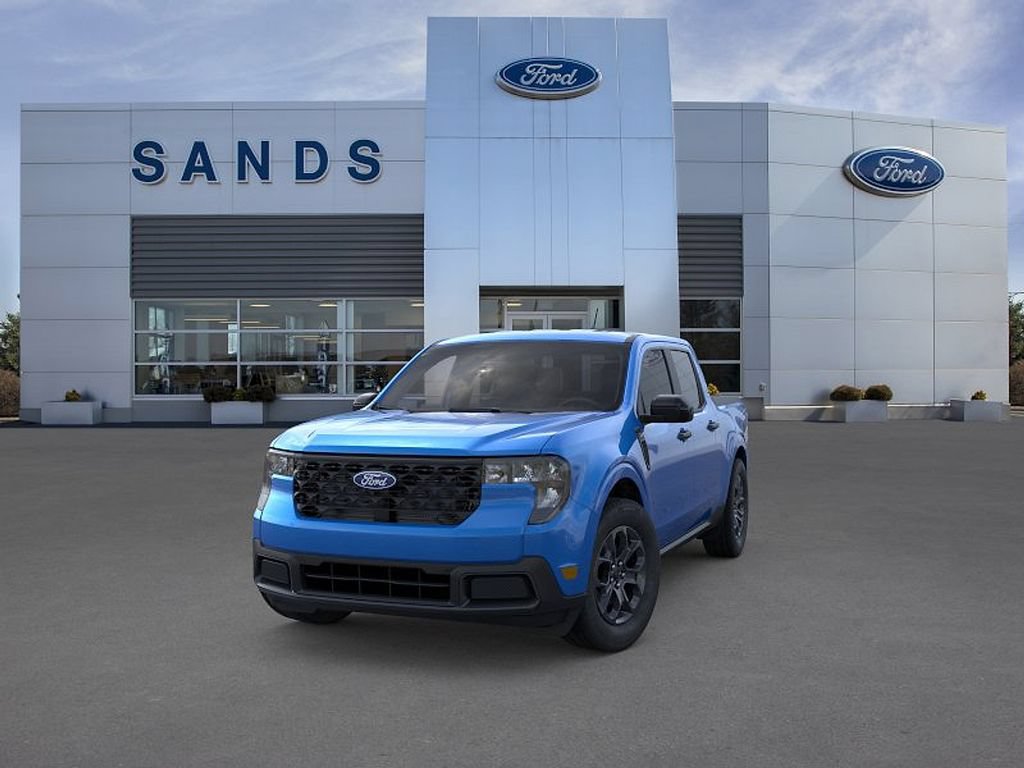 New 2026 Ford Maverick XLT w/ Equipment Group 301A AWD/4WD image 2