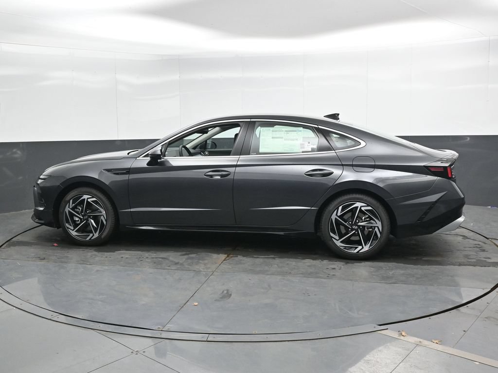 New 2026 Hyundai Sonata SEL FWD image 8