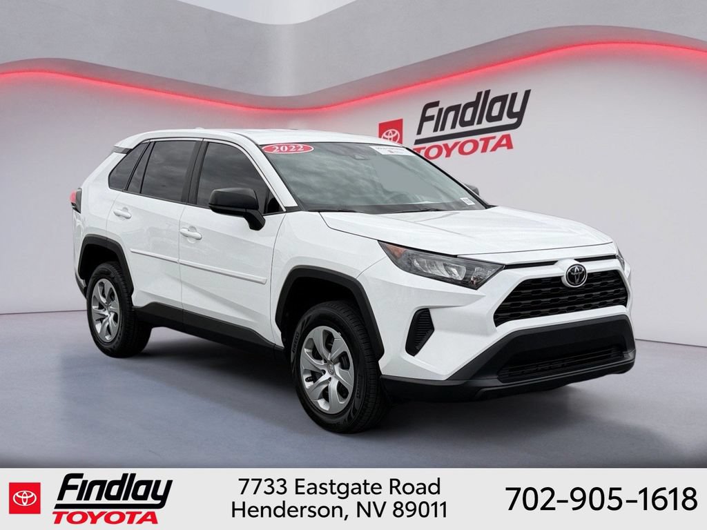 Used 2022 Toyota RAV4 LE FWD image 4