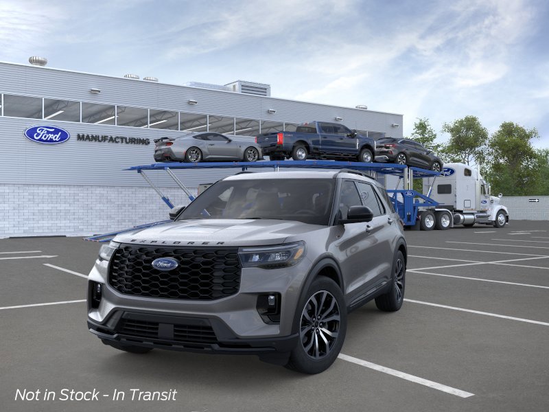 New 2026 Ford Explorer ST-Line image 2