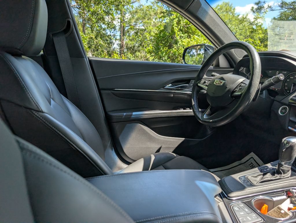 Used 2023 Cadillac CT4 Luxury w/ Sun And Sound Package RWD image 13