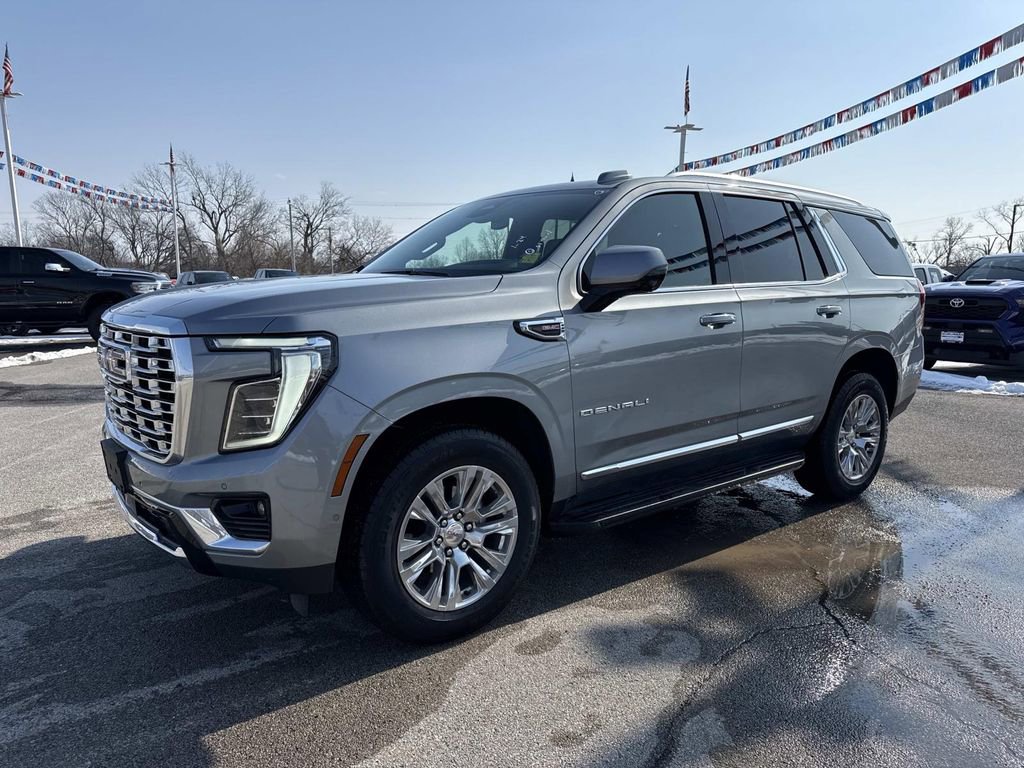 Used 2025 GMC Yukon Denali AWD/4WD image 2