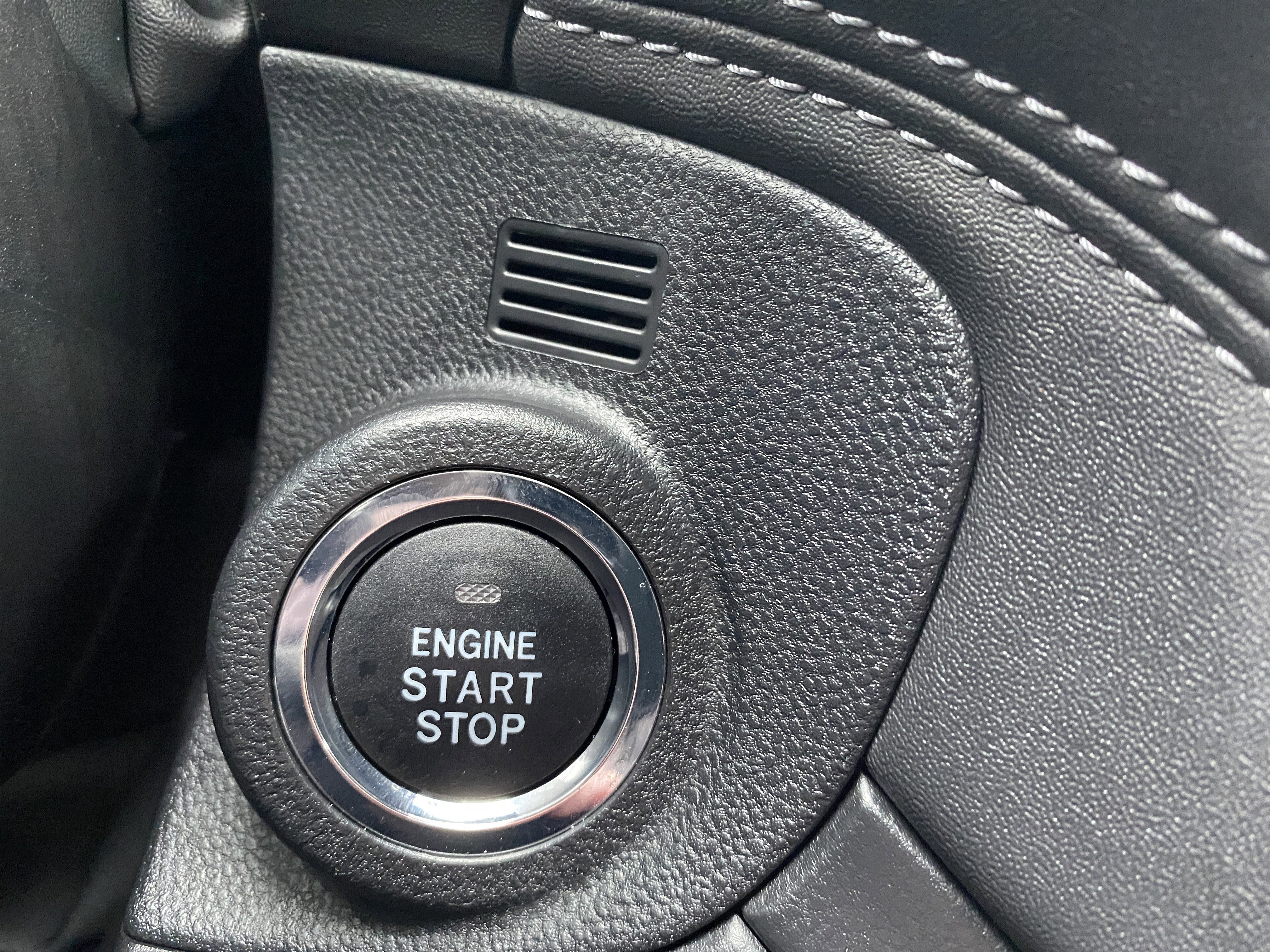 Used 2025 Subaru Outback Touring image 33